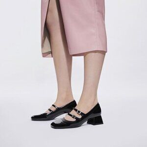 Miss Left Black Closed Square Toe Mary Janes Double Straps Low Chunky Heel Pumps